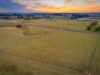 1052 Taonui Road, Colyton, Feilding