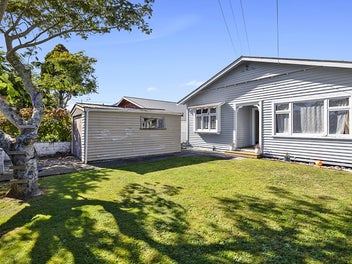 17 Massey Street, Westown, New Plymouth
