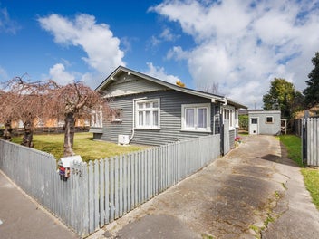 392 Botanical Road, West End, Palmerston North