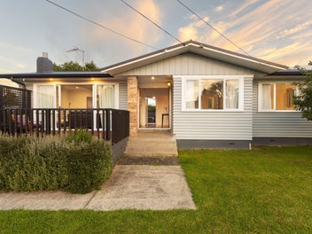 20 Te Anau Place, Glenview, Hamilton