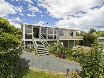 35 Greenhithe Street, Waihola
