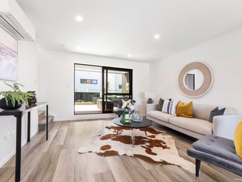 5/30 Potter Avenue, Northcote, Auckland