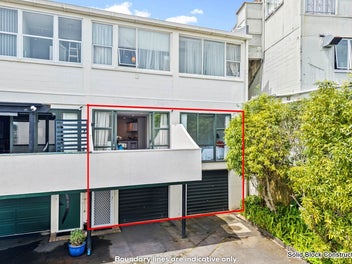 2/561 Blockhouse Bay Road, Blockhouse Bay, Auckland