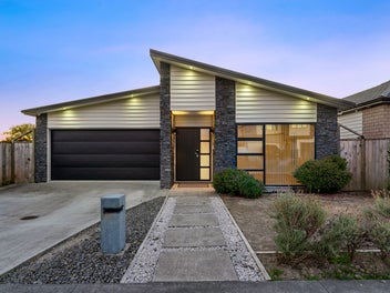 16 Exmoor Road, Karaka, Papakura