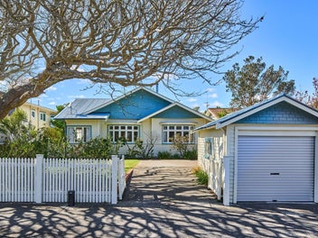 20 Bloomfield Terrace, Hutt Central, Lower Hutt