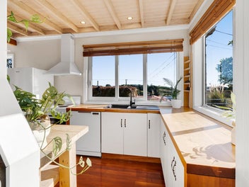 111 Frankley Road, Frankleigh Park, New Plymouth
