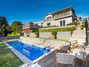 11 Lawrence Road, Hospital Hill, Napier