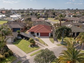 25 Beachmere Place, Papamoa Beach, Papamoa