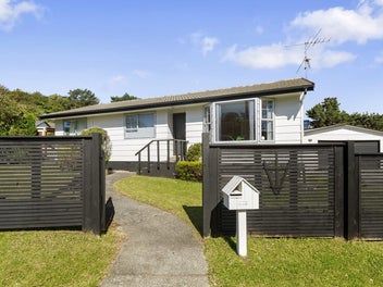 218 Major Drive, Kelson, Lower Hutt