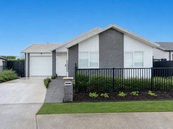 13 Temepara Drive, Temple View, Hamilton