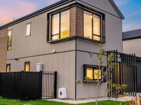 84 Mawai Hakona Drive, Wallaceville, Upper Hutt