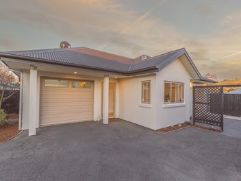 4/15 Derrett Place, Saint Martins, Christchurch