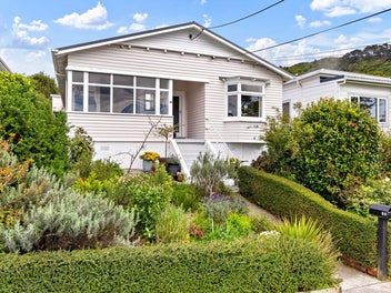 89 Nottingham Street, Karori, Wellington