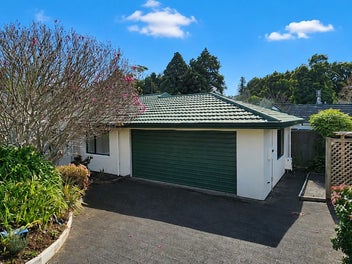 6 Redwood Crescent, Westown, New Plymouth