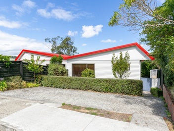 17B Govind Grove, Ngaio, Wellington