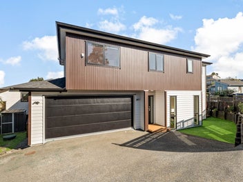 5C Woodhouse Place, West Harbour, Auckland