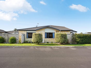 48/3 Turnbury Court, Rototuna, Hamilton