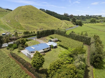 120 Rotoehu Road, Pukehina, Te Puke