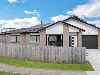 6A Clutha Crescent, Clover Park, Auckland