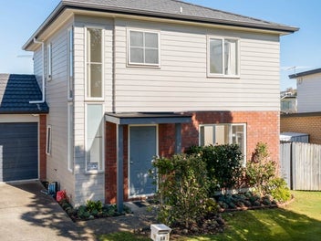 59 Brashier Circle, Sunnyvale, Auckland