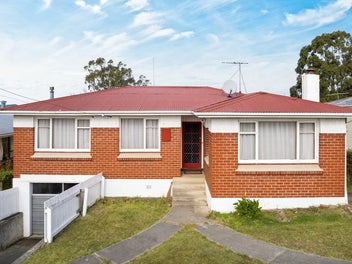 143 Main Road, Fairfield, Dunedin