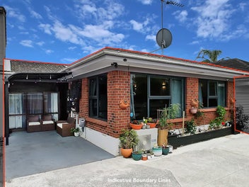 2/21 Glen Avenue, Papatoetoe, Auckland