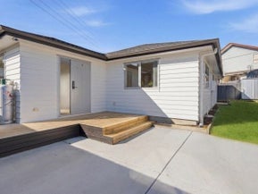 31 Meadowood Drive, Unsworth Heights, Auckland