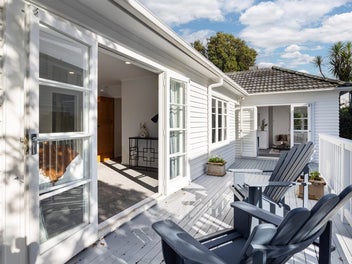 32 Athens Road, Onehunga, Auckland