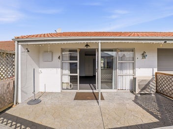 6/461 Main South Road, Hornby, Christchurch
