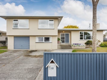 15 Belgrave Place, Awapuni, Palmerston North
