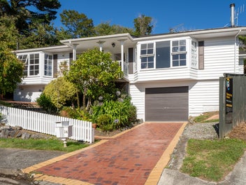 14 Dormar Place, Churton Park, Wellington