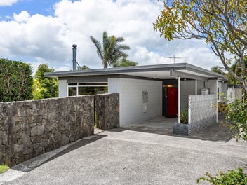 208A Gowing Drive, Meadowbank, Auckland