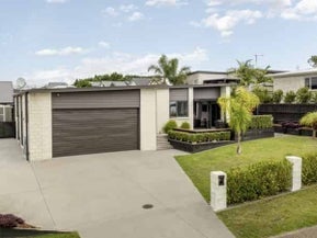 5 Manotini Way, Pyes Pa, Tauranga
