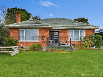 212 Walnut Avenue, Ashburton, Ashburton