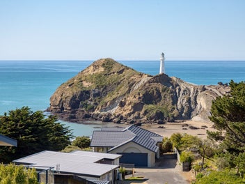 48 Balfour Crescent, Castlepoint, Tīnui