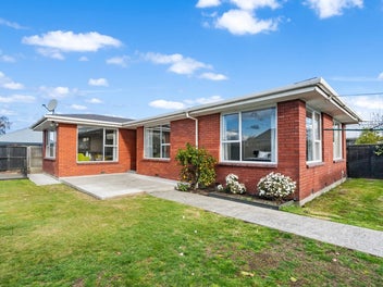 1/12 Carlsen Street, Burwood, Christchurch