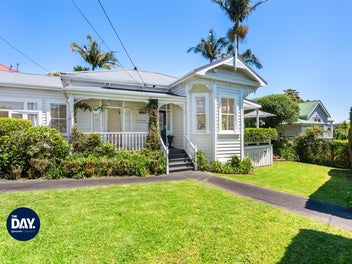 31 Shoal Bay Road, Devonport, Auckland