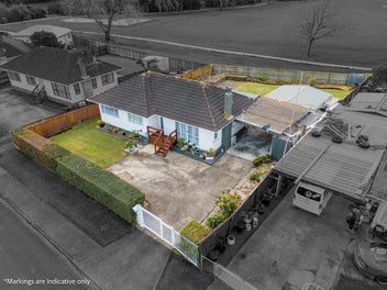 15 Velvet Crescent, Otara, Auckland