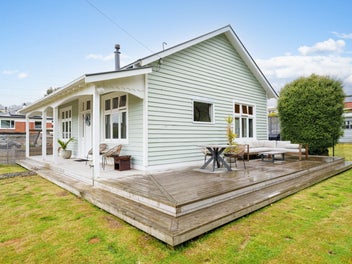 25 Hugh Street, Sawyers Bay, Dunedin