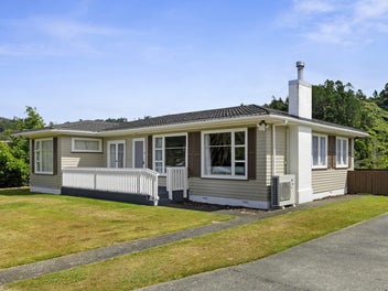 60 Bird Grove, Stokes Valley, Lower Hutt