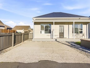 8 East Avenue, Saint Kilda, Dunedin