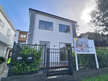 104D Moire Road, West Harbour, Auckland