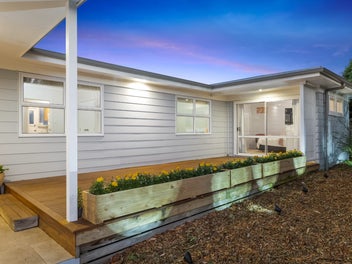 1 Japonica Drive, Beach Haven, Auckland