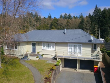 11 Lewis Road, Lynmore, Rotorua