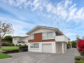 1/59 Glenmore Road, Sunnyhills, Auckland