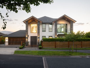 8 Longbow Terrace, Flagstaff, Hamilton