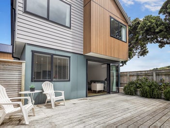 6/69 Darlington Road, Miramar, Wellington