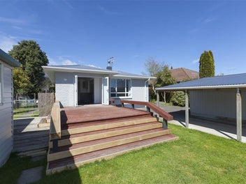 67 Ngaio Road, Waikanae