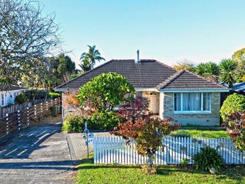 59 Angelo Avenue, Howick, Auckland