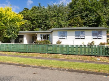 5 Carlson Street, Dannevirke